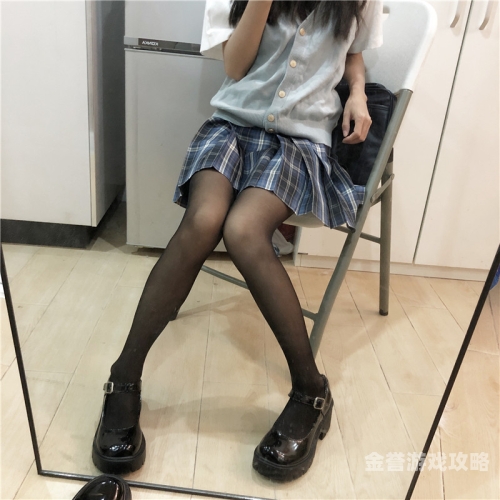 丝袜制服搭配攻略制服丝袜英文怎么写